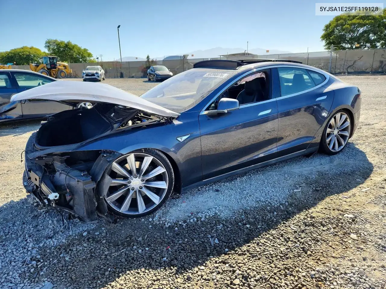 Tesla Model S 2015