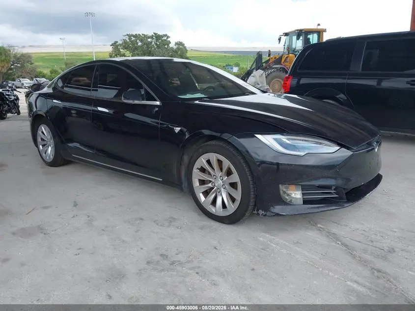 Tesla Model S 2016