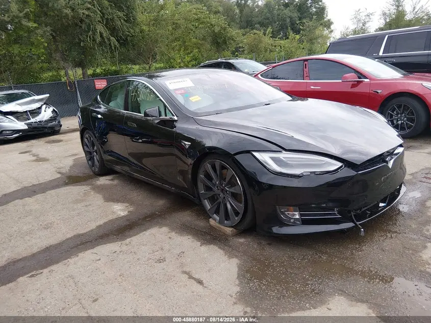Tesla Model S Long Range Dual Motor All-Wheel Drive/Long Range Plus Dual Motor All-Wheel Drive 2020