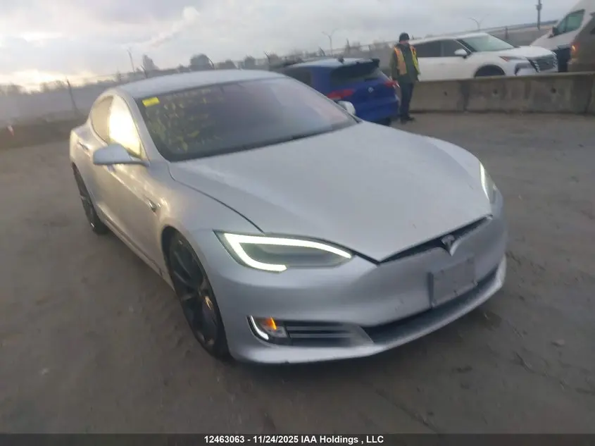 Tesla Model S 2017