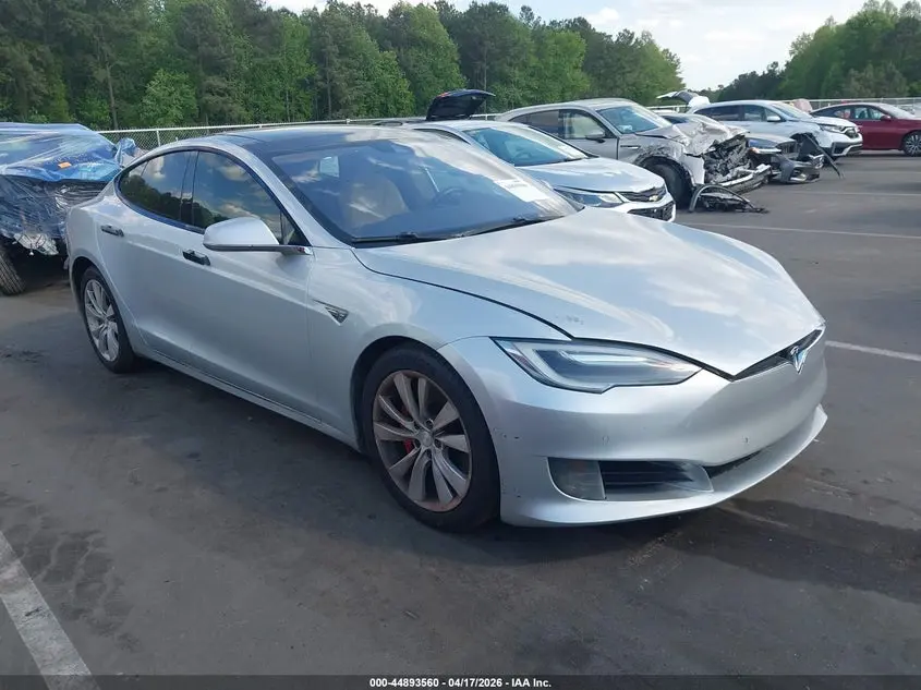 Tesla Model S 2016