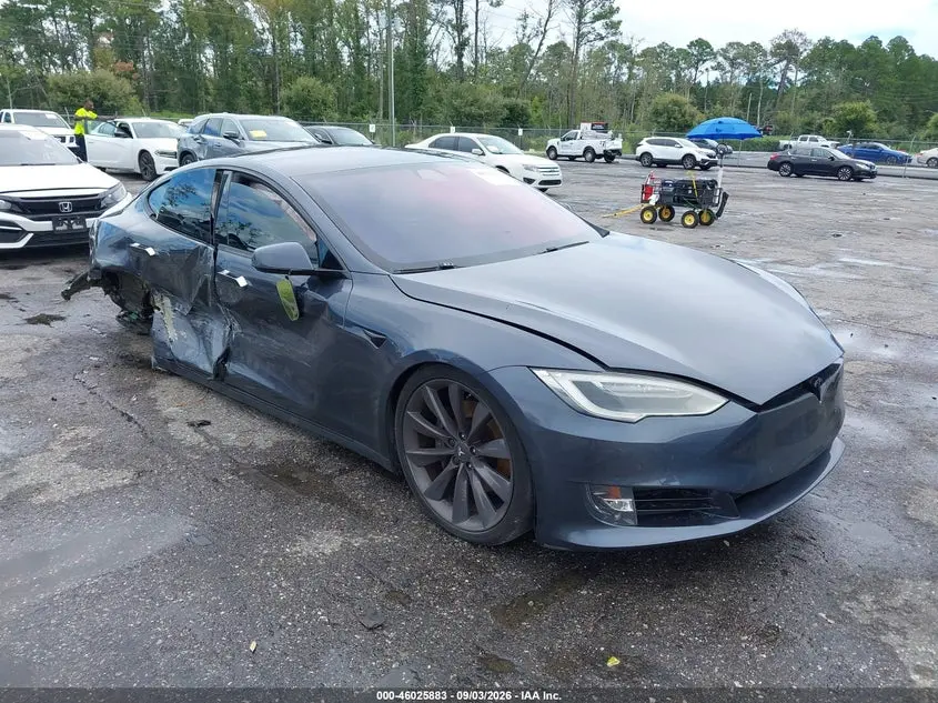 Tesla Model S 2016