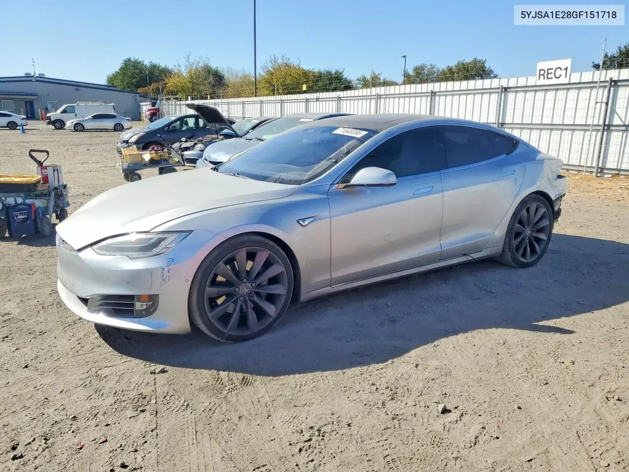 Tesla Model S 2016
