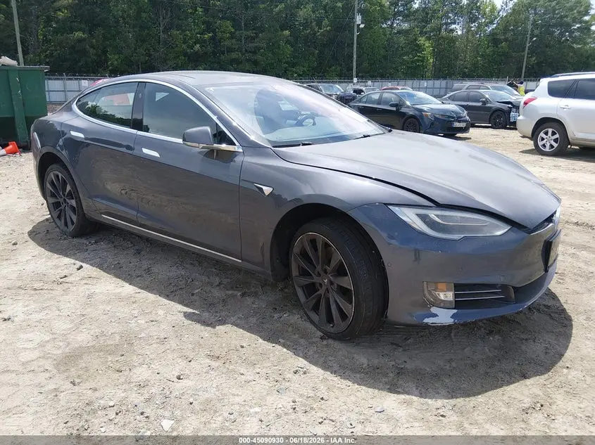 Tesla Model S 2018