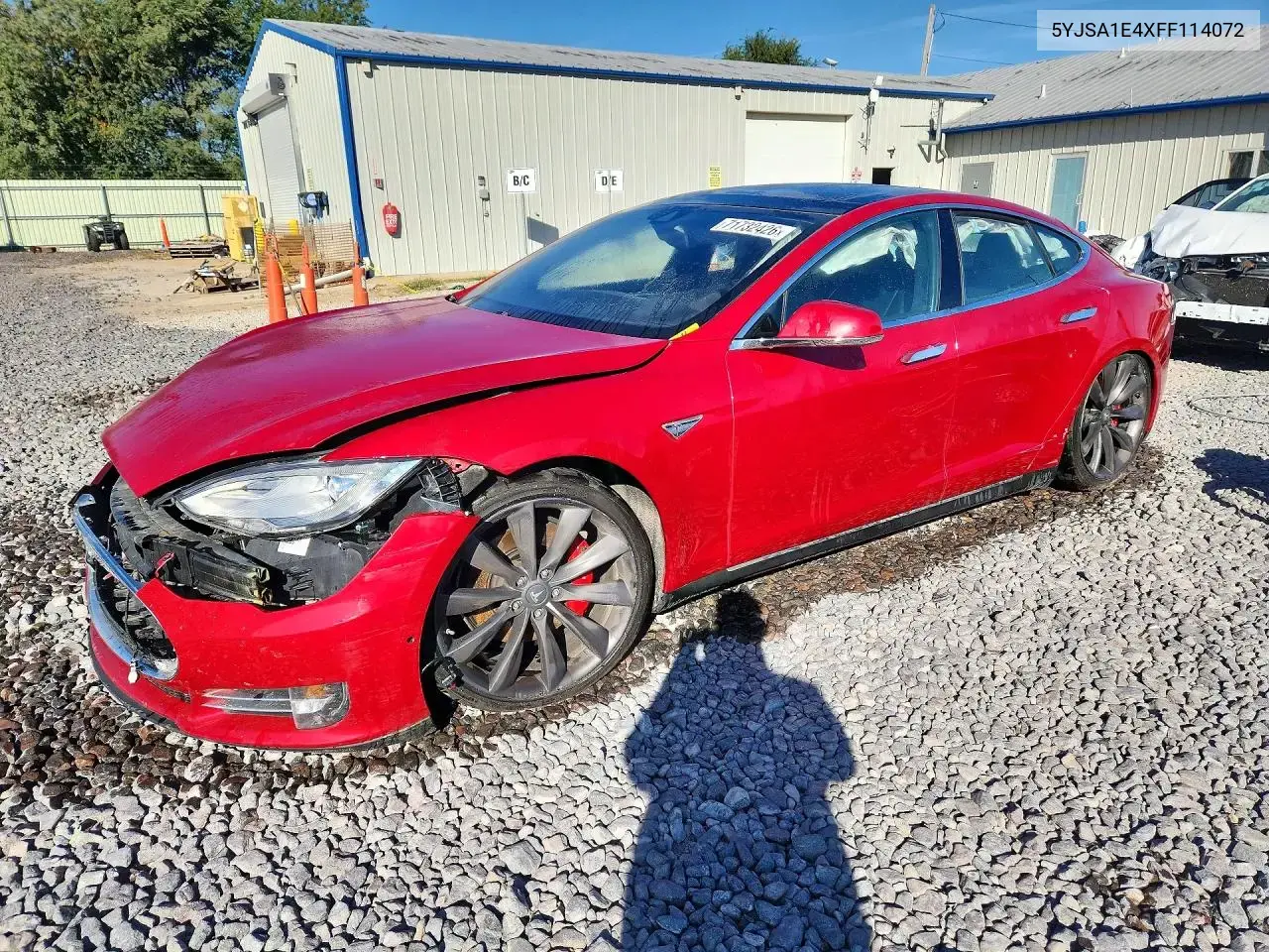 Tesla Model S 2015