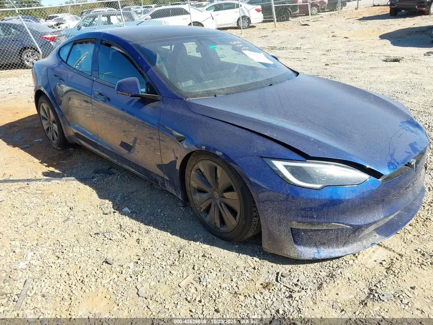 Tesla Model S Dual Motor All-Wheel Drive 2022