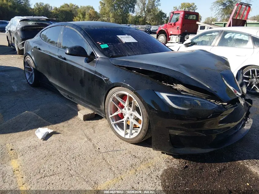 Tesla Model S Plaid Tri Motor All-Wheel Drive 2023