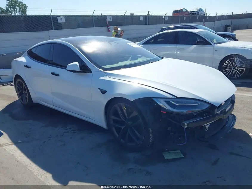 Tesla Model S 2021