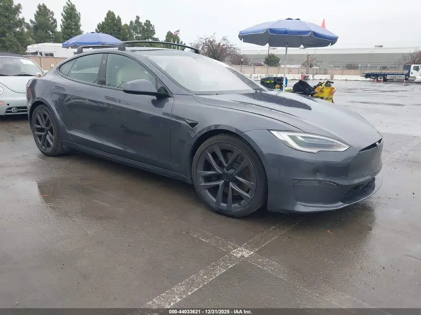 Tesla Model S Plaid Tri Motor All-Wheel Drive 2021