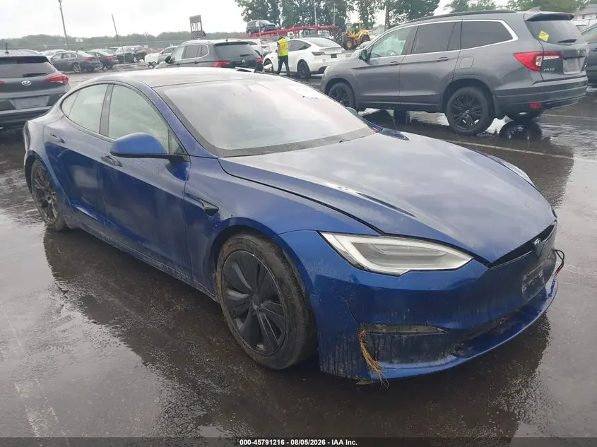 Tesla Model S Plaid Tri Motor All-Wheel Drive 2021