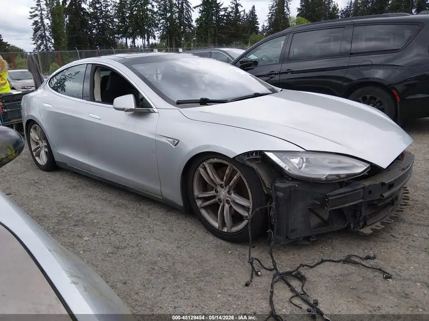 Tesla Model S 70D/85D/P85D 2015