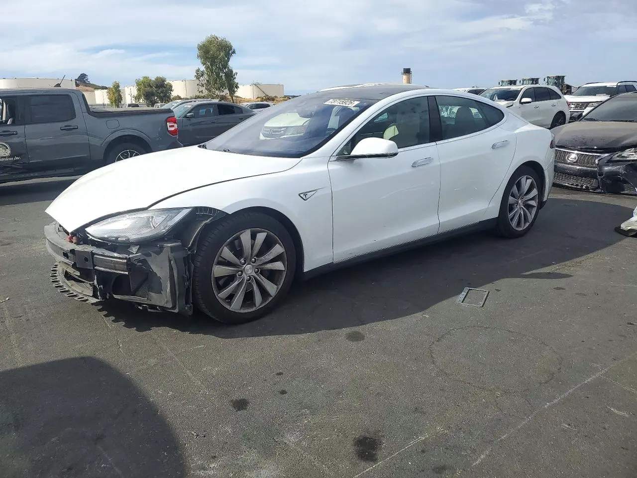 Tesla Model S 85D 2015