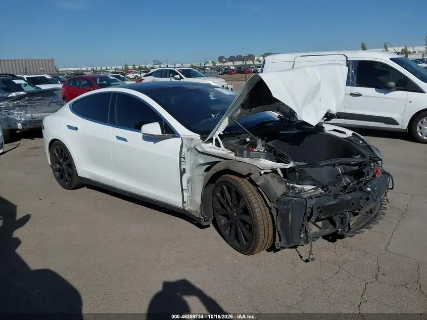 Tesla Model S 85D/P85D 2015