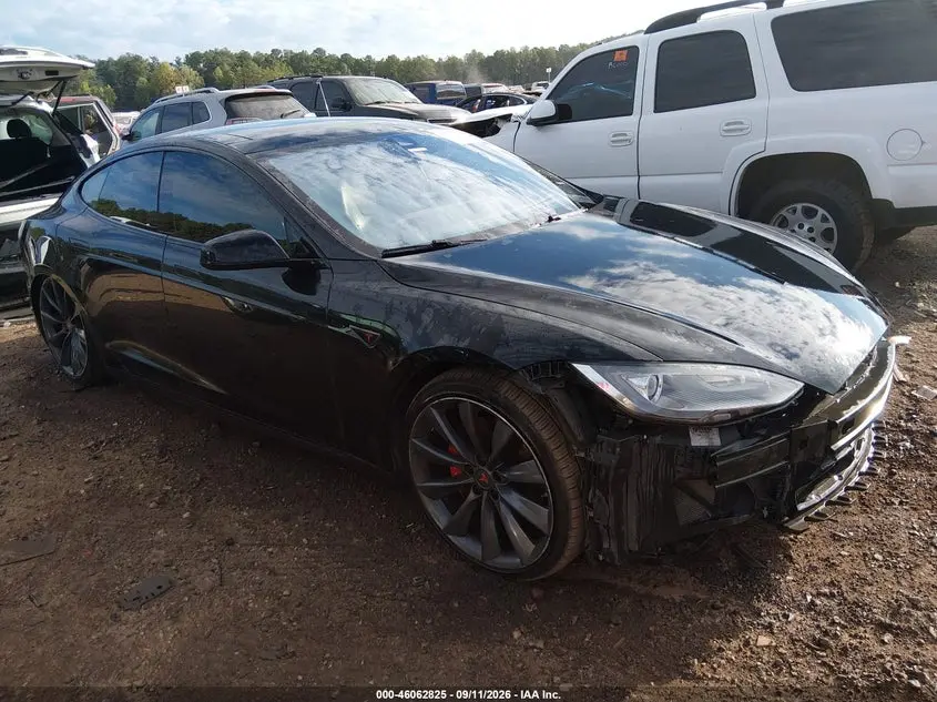 Tesla Model S 85D/P85D 2015