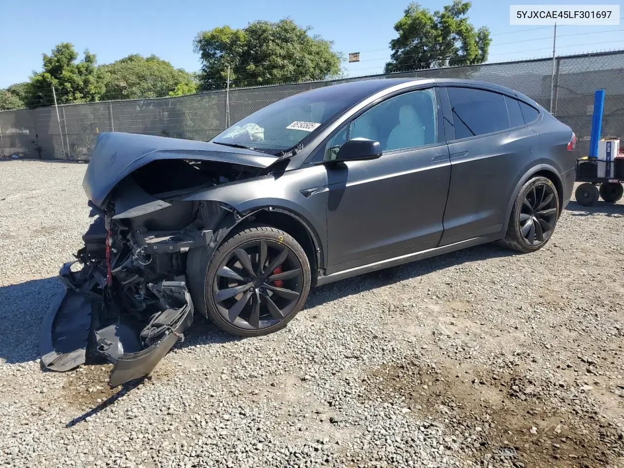 Tesla Model X 2020