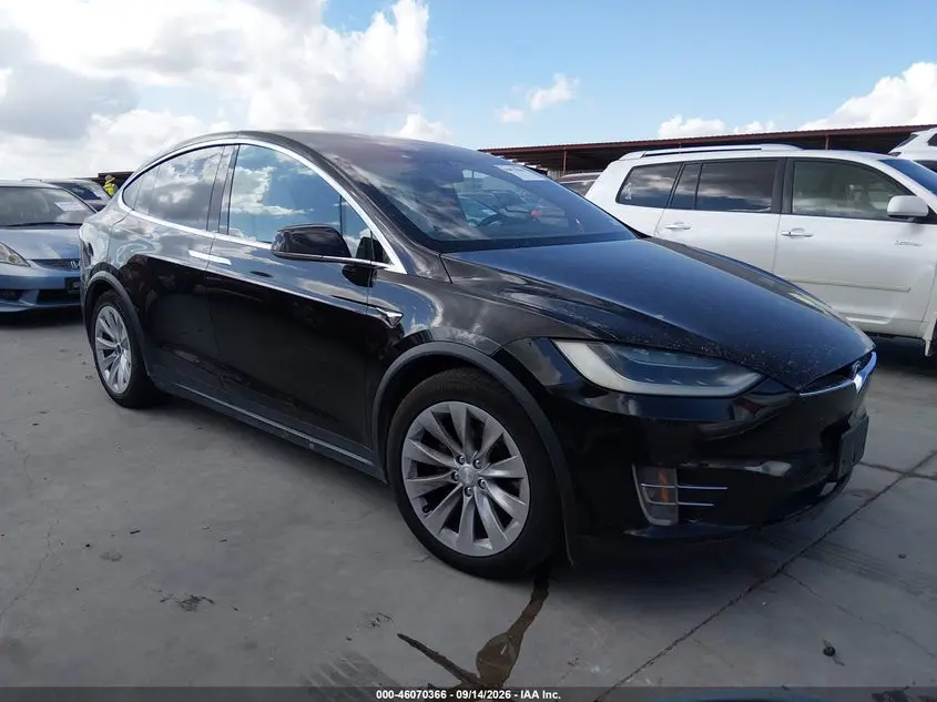 Tesla Model X 2017