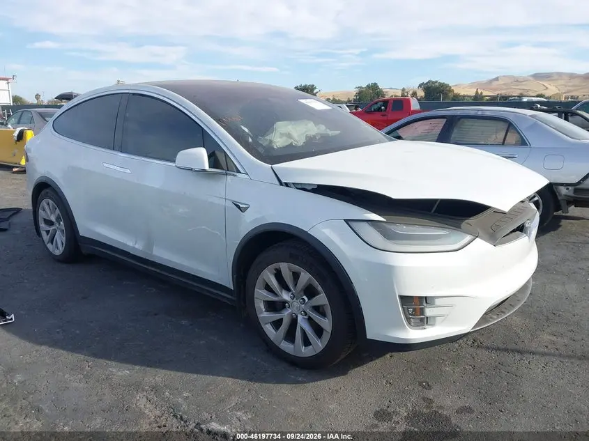 Tesla Modelo X Long Range Dual Motor All-Wheel Drive/Long Range Plus Dual Motor All-Wheel Drive 2020