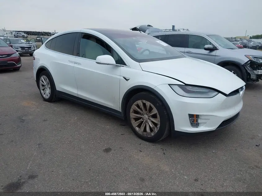 Tesla Model X Long Range Dual Motor All-Wheel Drive/Long Range Plus Dual Motor All-Wheel Drive 2020