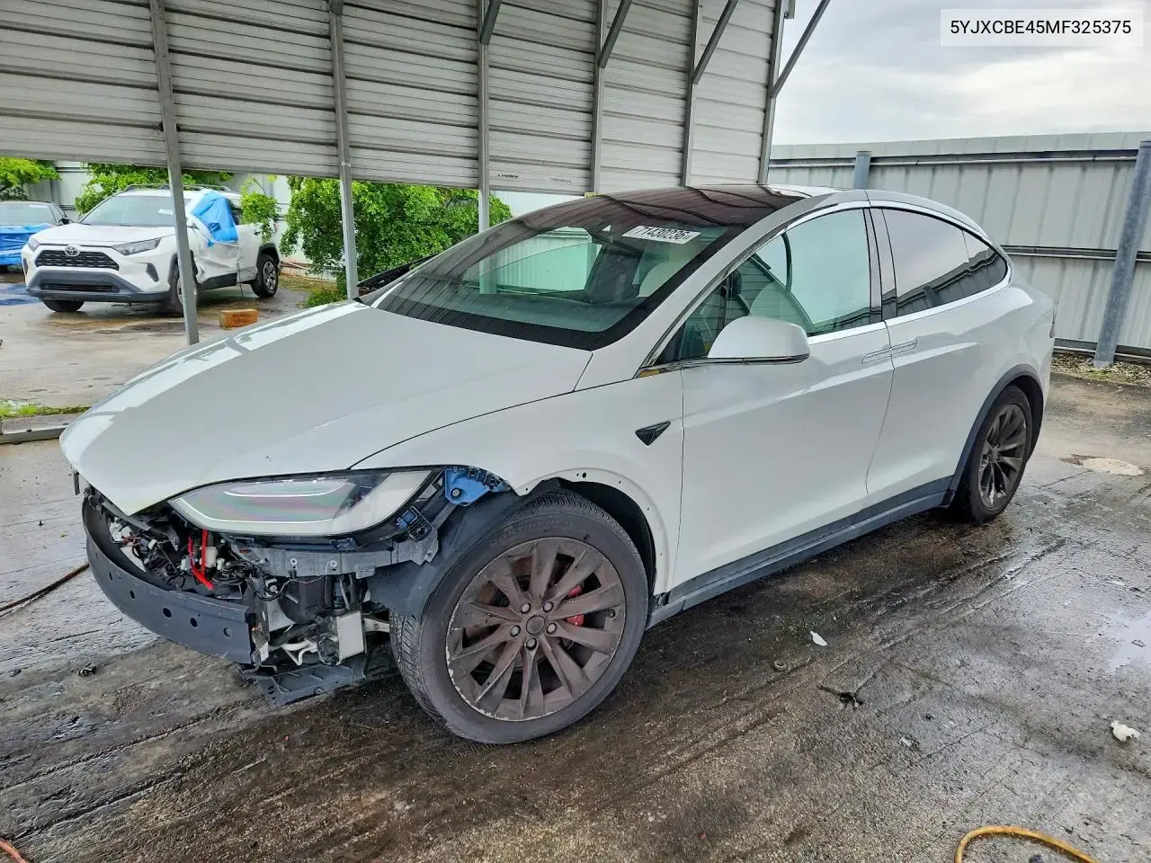 Tesla Model X 2021