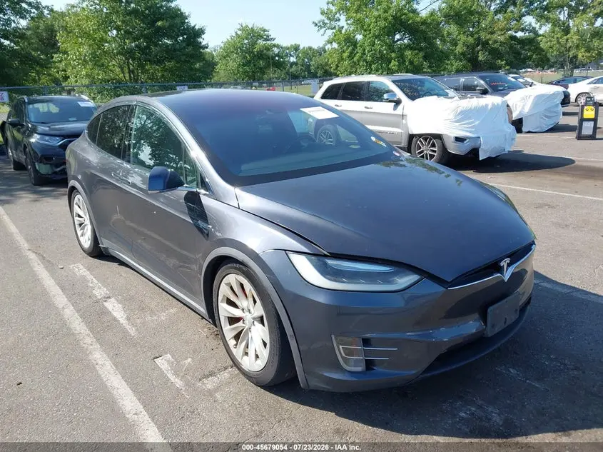 Tesla Model X 2016