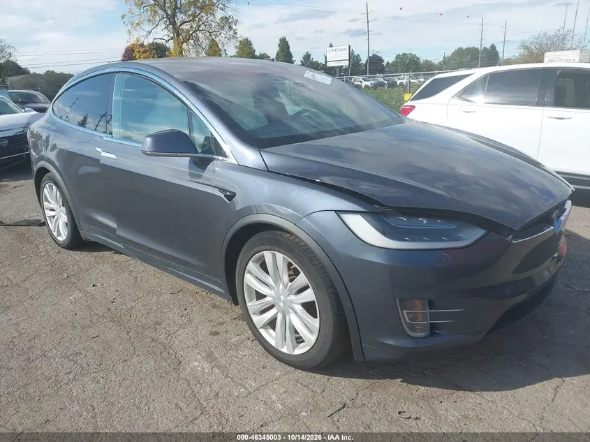 Tesla Model X P100D 2017