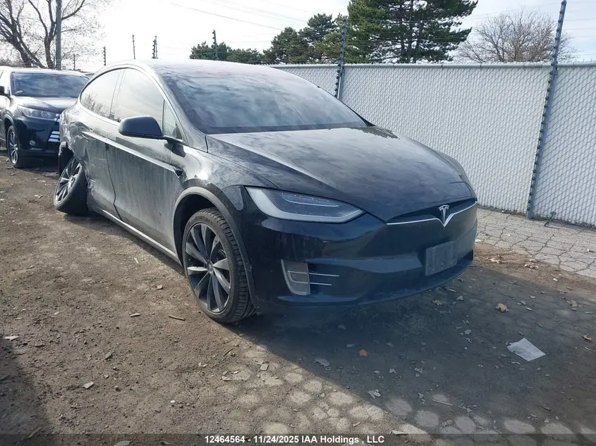 Tesla Model X 2016
