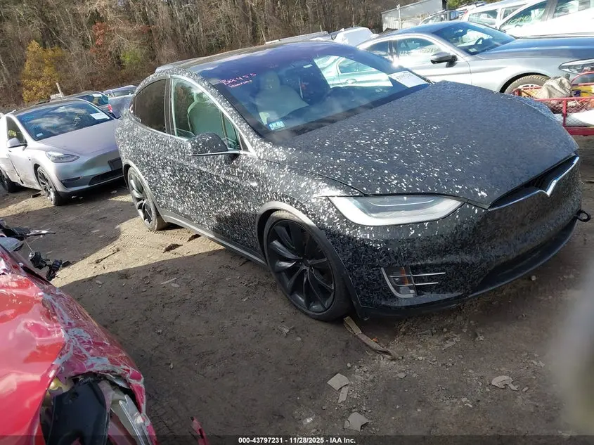 Tesla Model X Long Range Dual Motor All-Wheel Drive/Long Range Plus Dual Motor All-Wheel Drive 2020