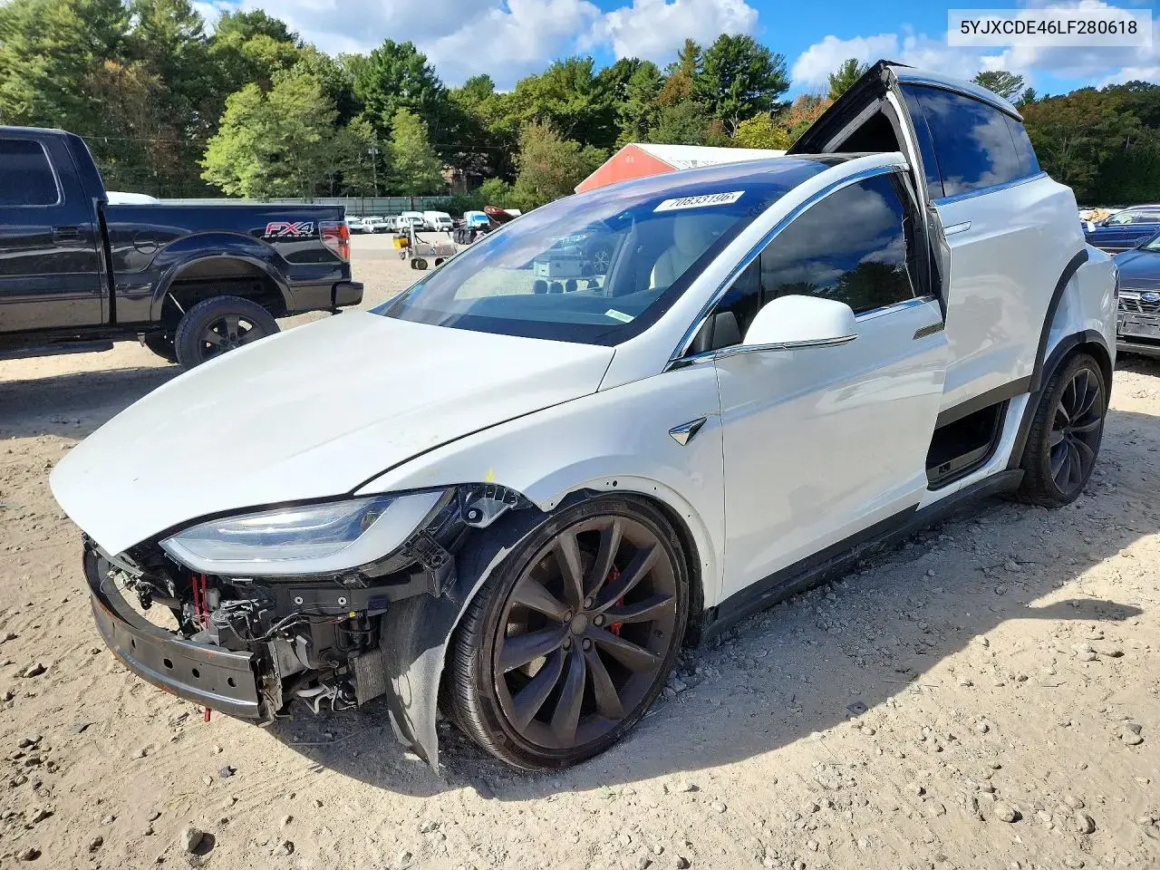 Tesla Model X 2020