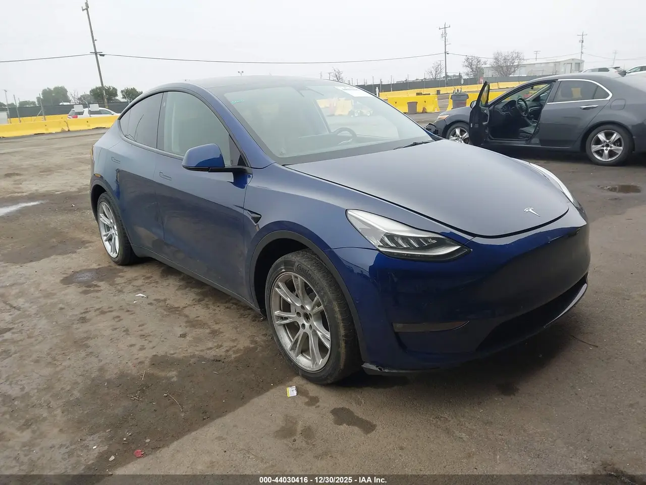 Tesla Model Y Standard Range Rear-Wheel Drive 2021