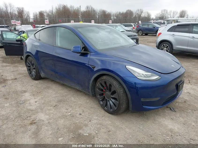Tesla Model Y Long Range Dual Motor All-Wheel Drive/Performance Dual Motor All-Wheel Drive 2020