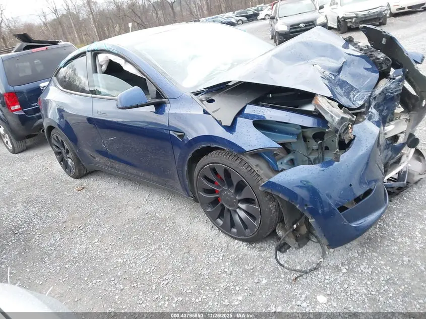 Tesla Model Y Long Range Dual Motor All-Wheel Drive/Performance Dual Motor All-Wheel Drive 2020