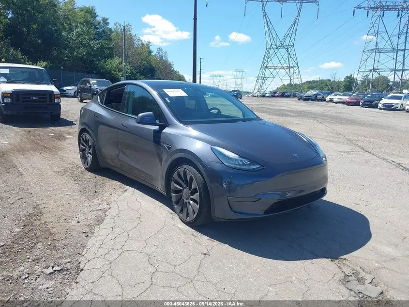 Tesla Model Y Long Range Dual Motor All-Wheel Drive/Performance Dual Motor All-Wheel Drive 2020