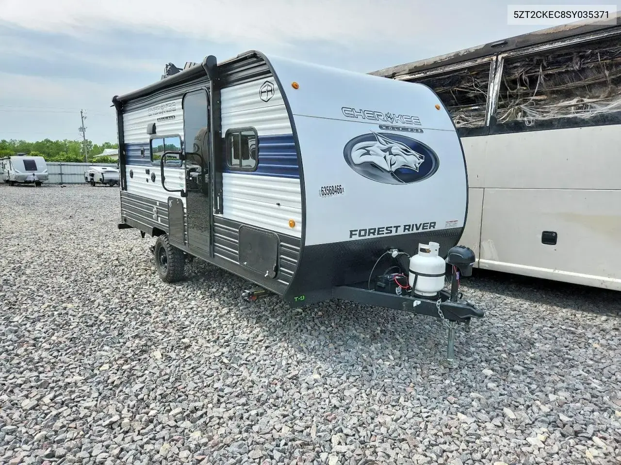 Forest River Cherokee Wolf Pack Camper 2025