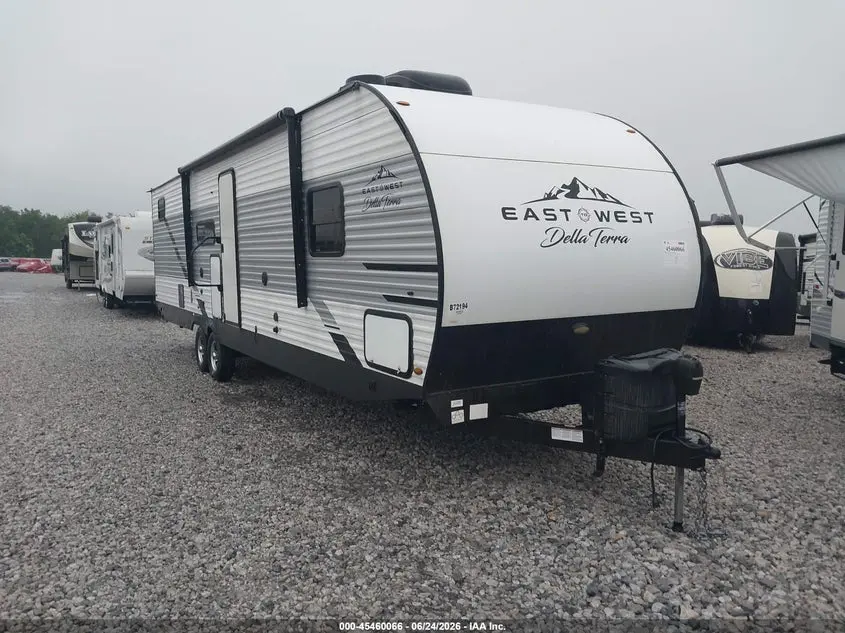 East To West Della Terrace 291Bh 2022