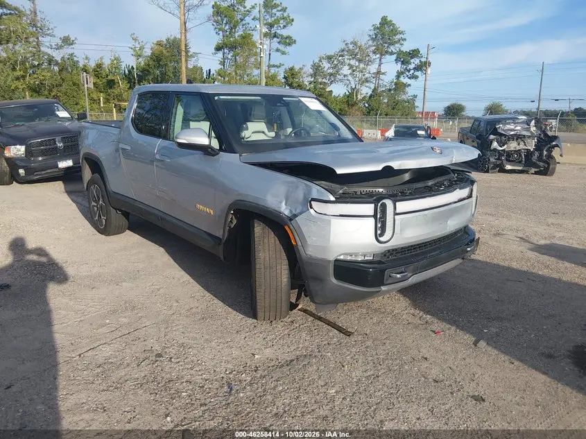 Rivian R1T Adventure 2022
