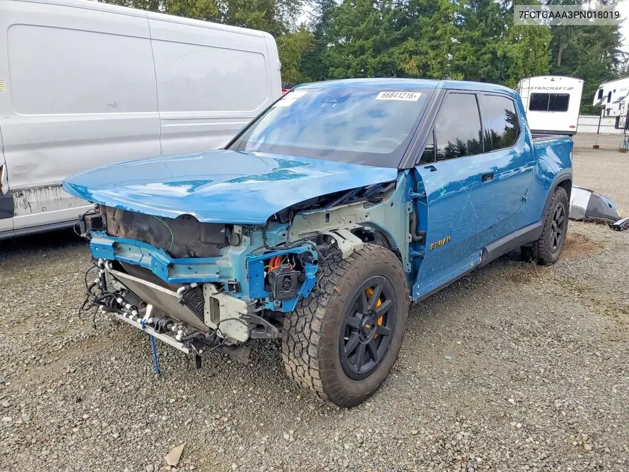 Rivian R1T Adventure 2023