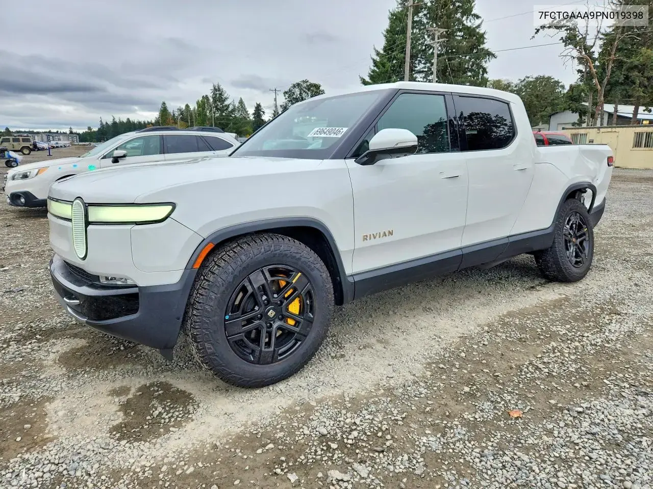 Rivian R1T Adventure 2023