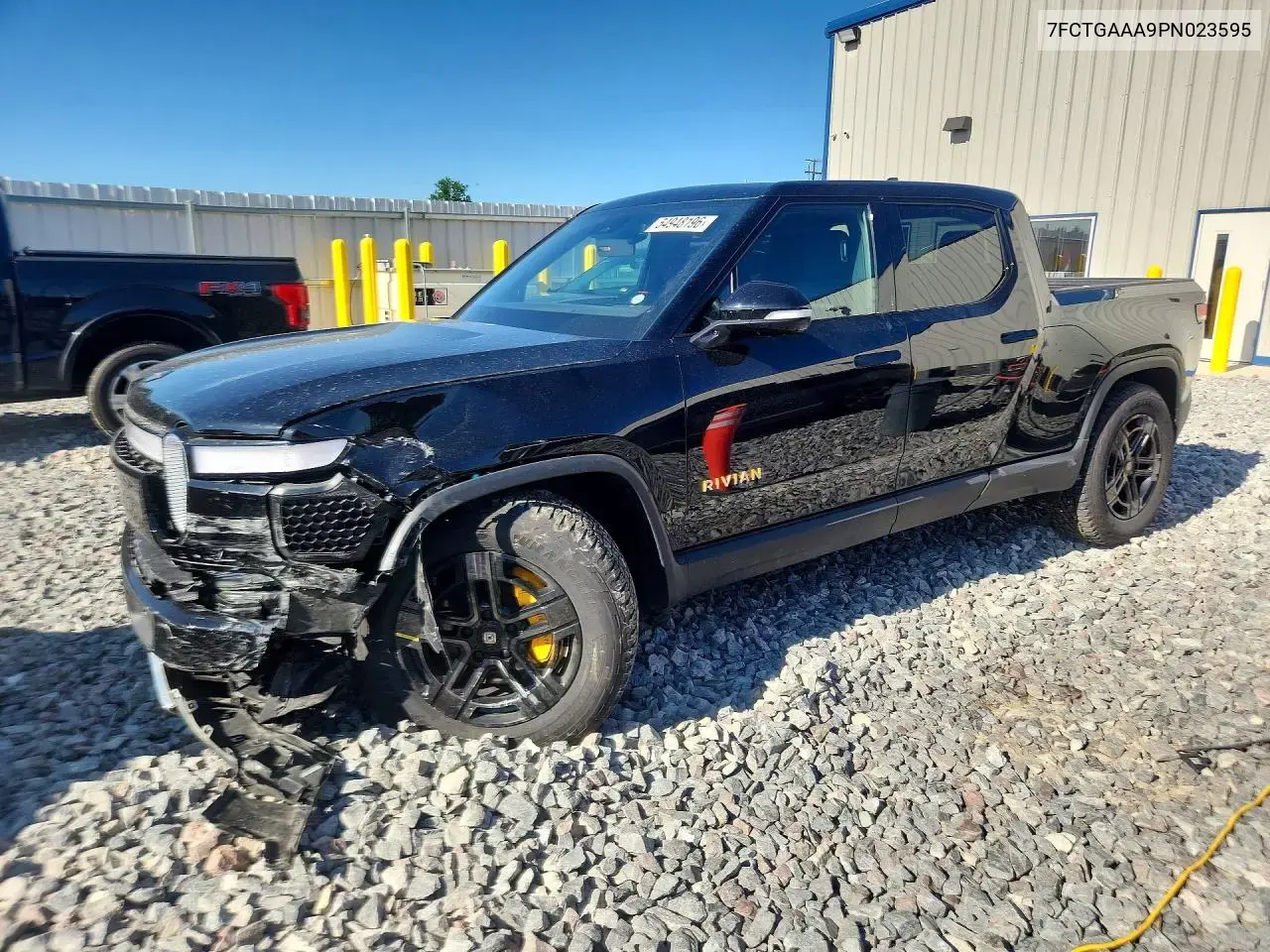 Rivian R1T Adventure 2023