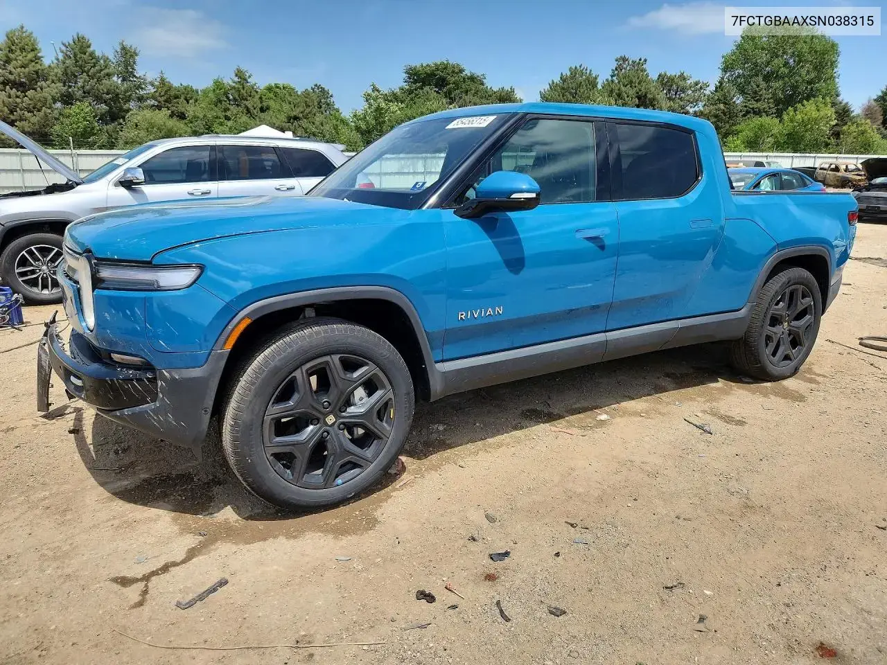 Rivian R1T Adventure 2025