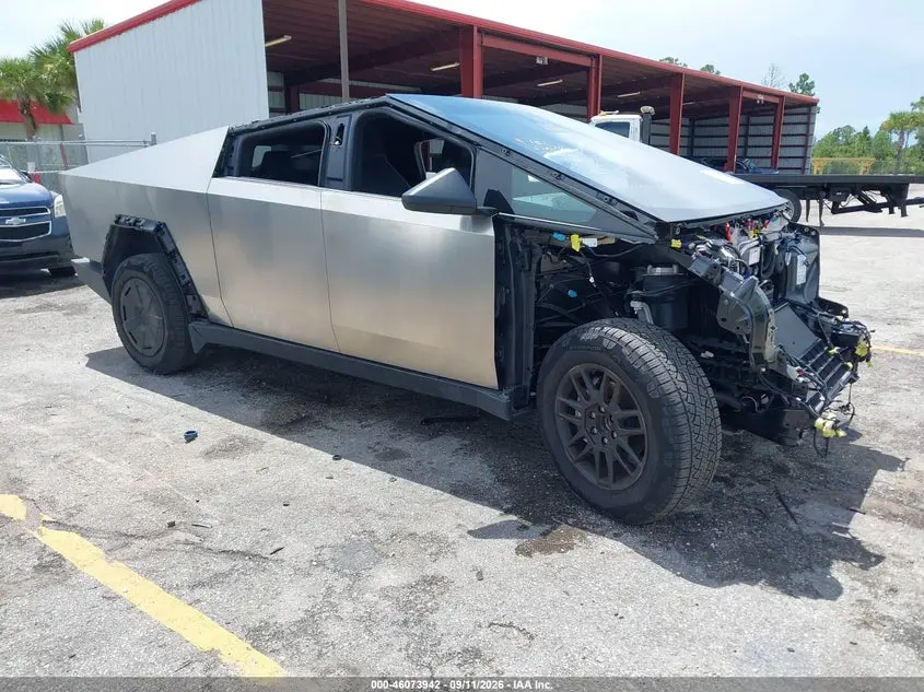 Tesla Cybertruck All-Wheel Drive 2024