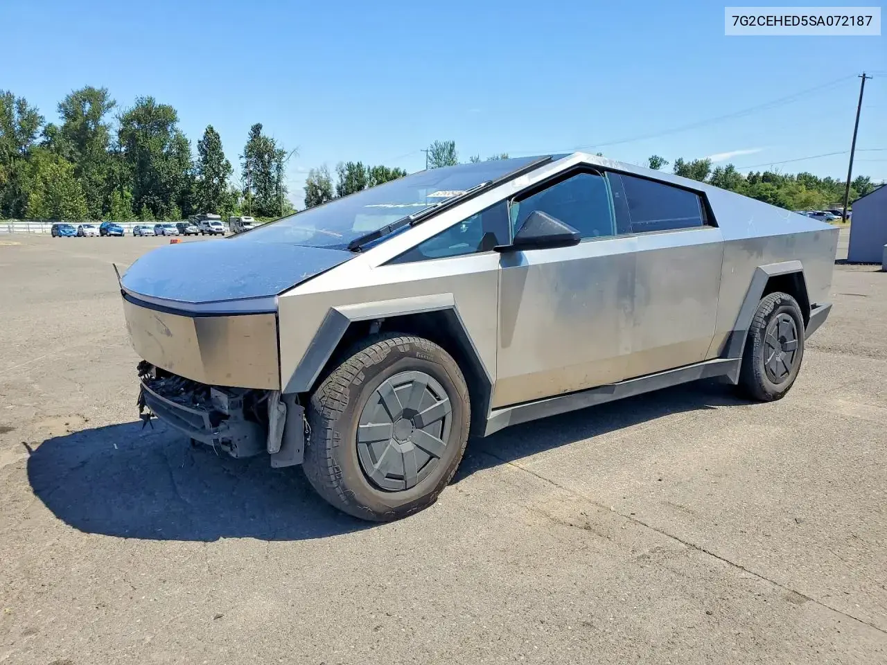 Tesla Cybertruck 2025