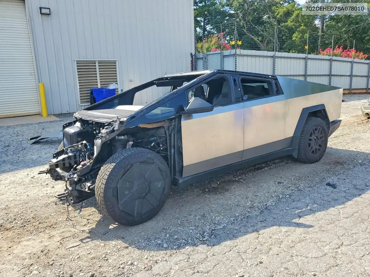 Tesla Cybertruck 2025