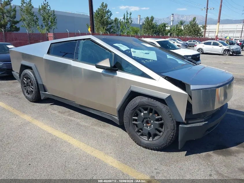 Tesla Cybertruck All-Wheel Drive 2025