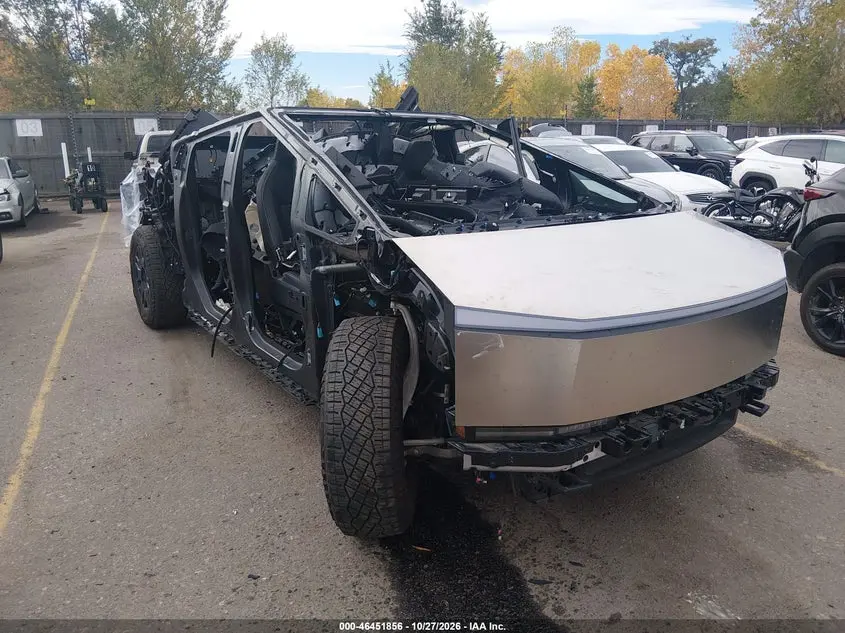 Tesla Cybertruck Cyberbeast 2025