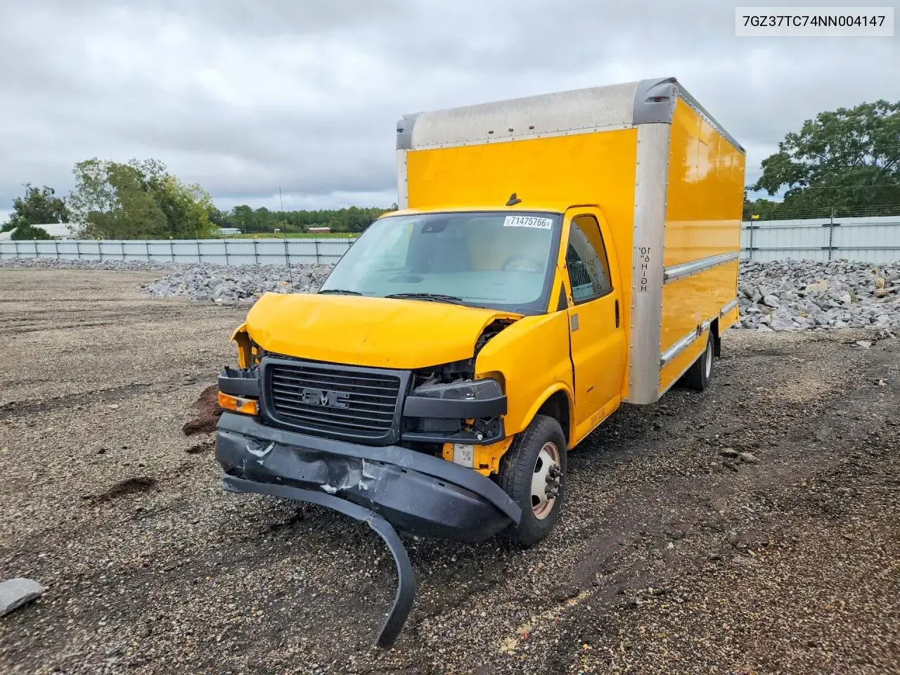GMC Savana Box Truck 2022