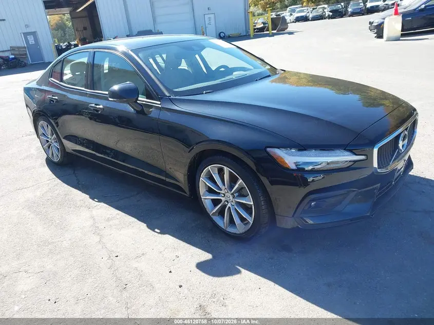 Volvo S60 T6 Momentum 2021