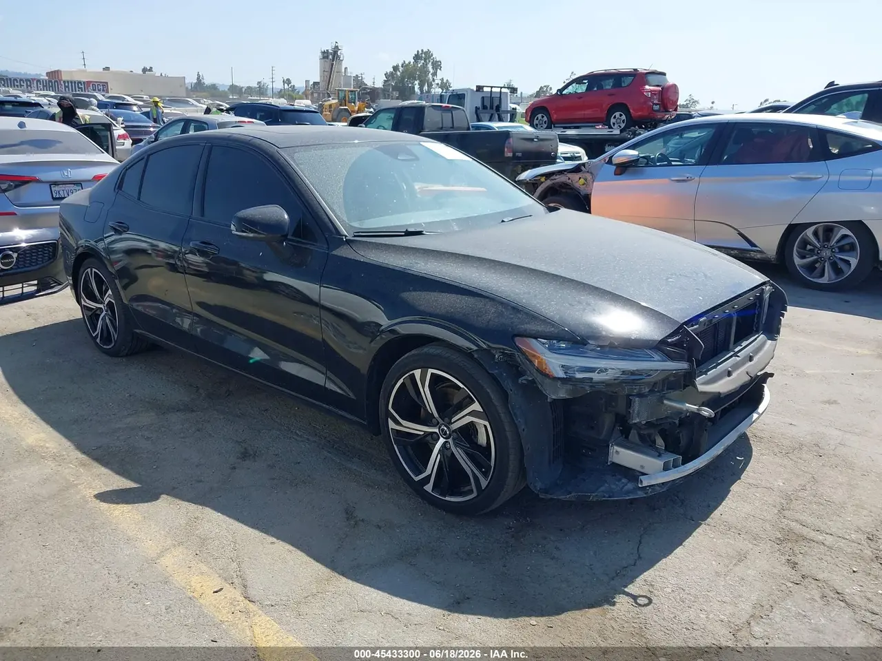 Volvo S60 B5 Core Dark Theme 2024