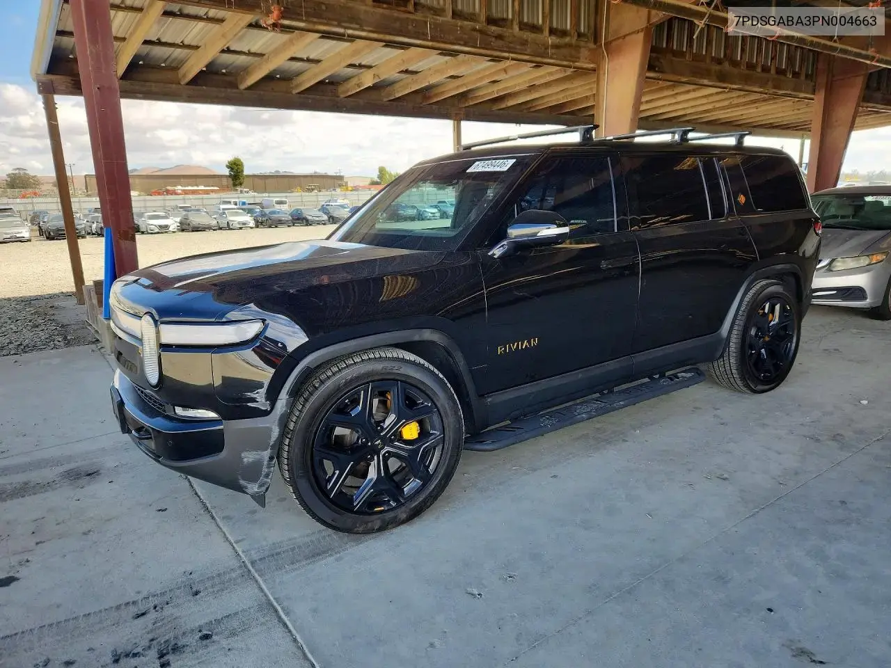 Rivian R1S Adventure 2023