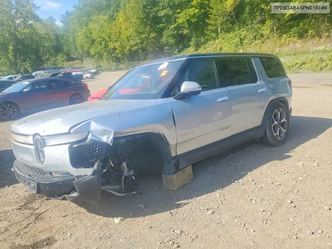Rivian R1S Adventure 2023