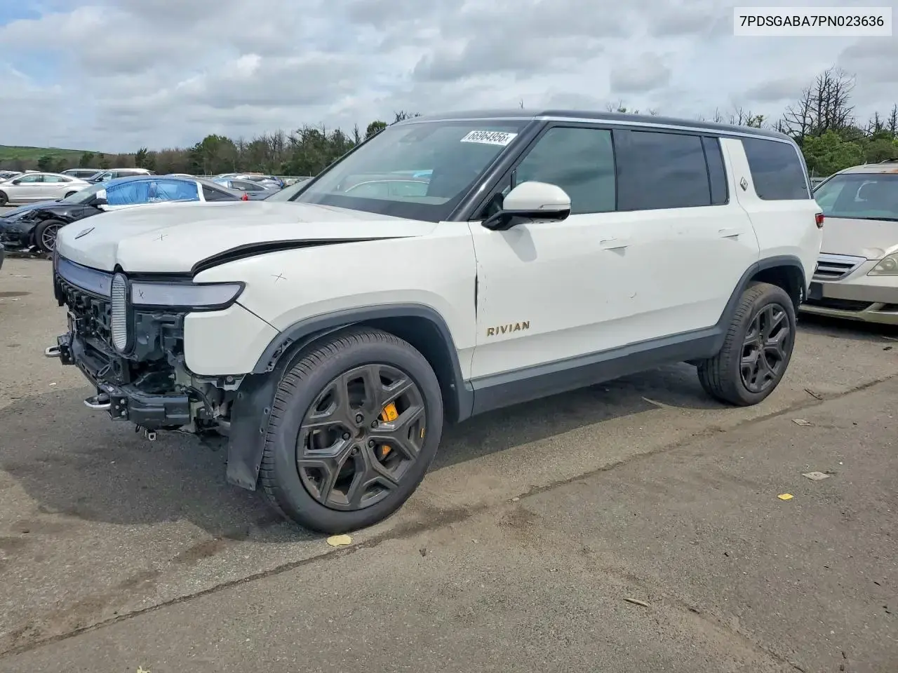 Rivian R1S Adventure 2023